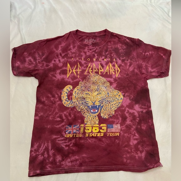 Def Leppard Tops - **New Item In! Def Leopard Tie Dye Short Sleeve Band T-Shirt